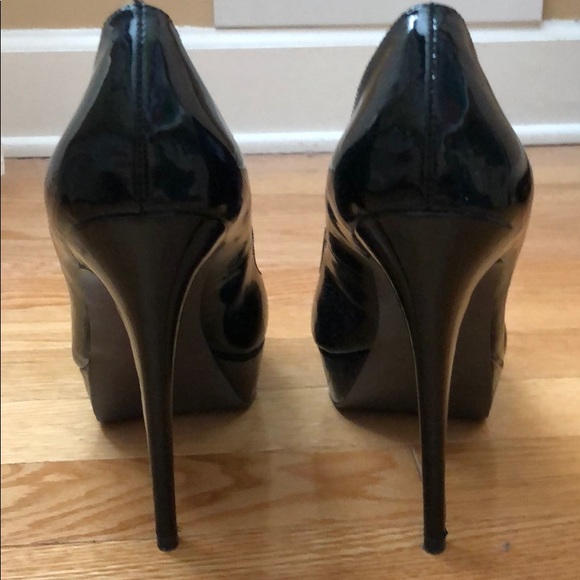 🖤Charles David Platform Pumps 👠 - Picture 3 of 5